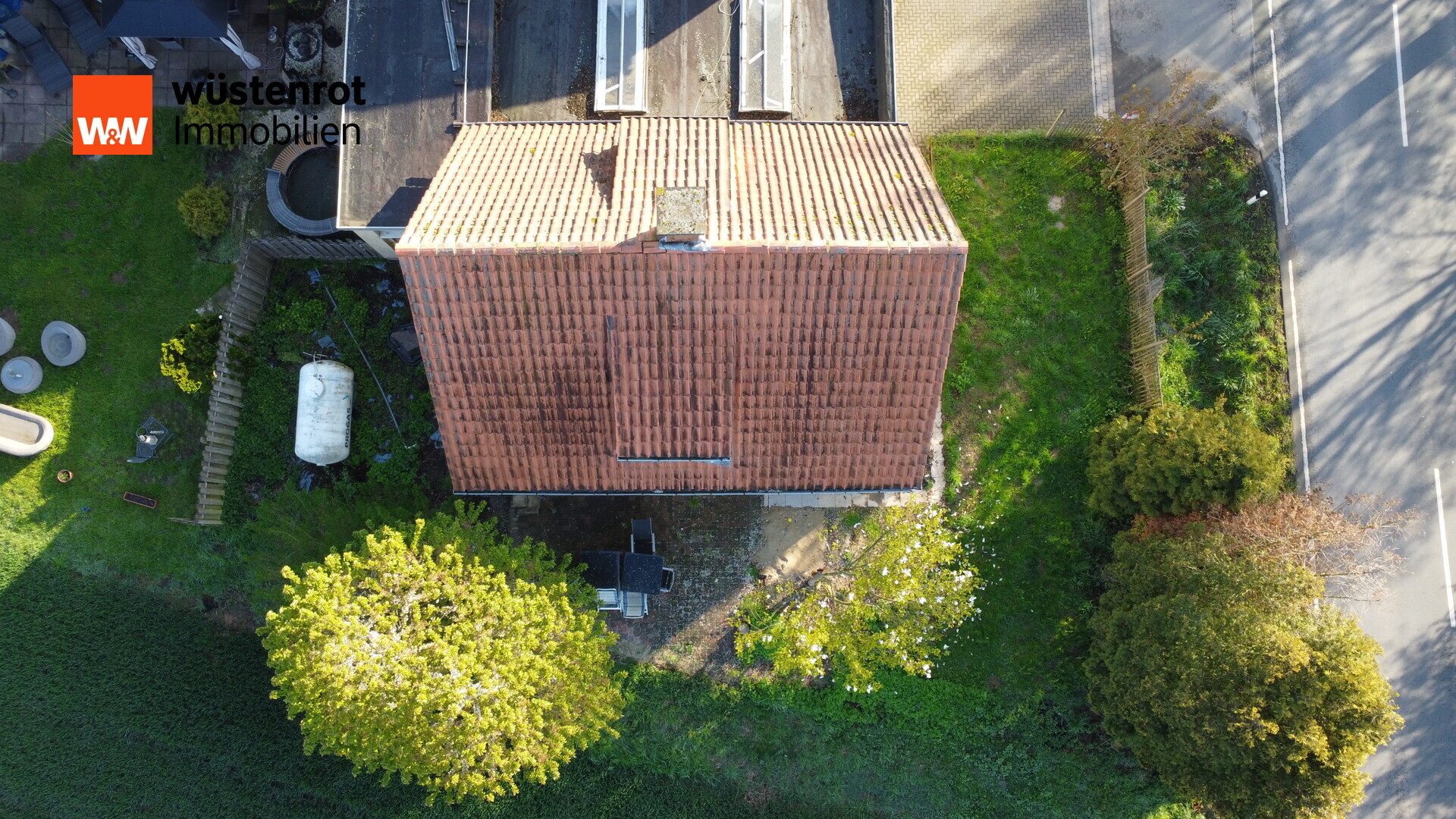 Immobilienangebot - Herford / Eickum - Alle - Kleines Einfamilienhaus mit vielen Möglichkeiten - Ihr Projekt in Herford-Eickum
