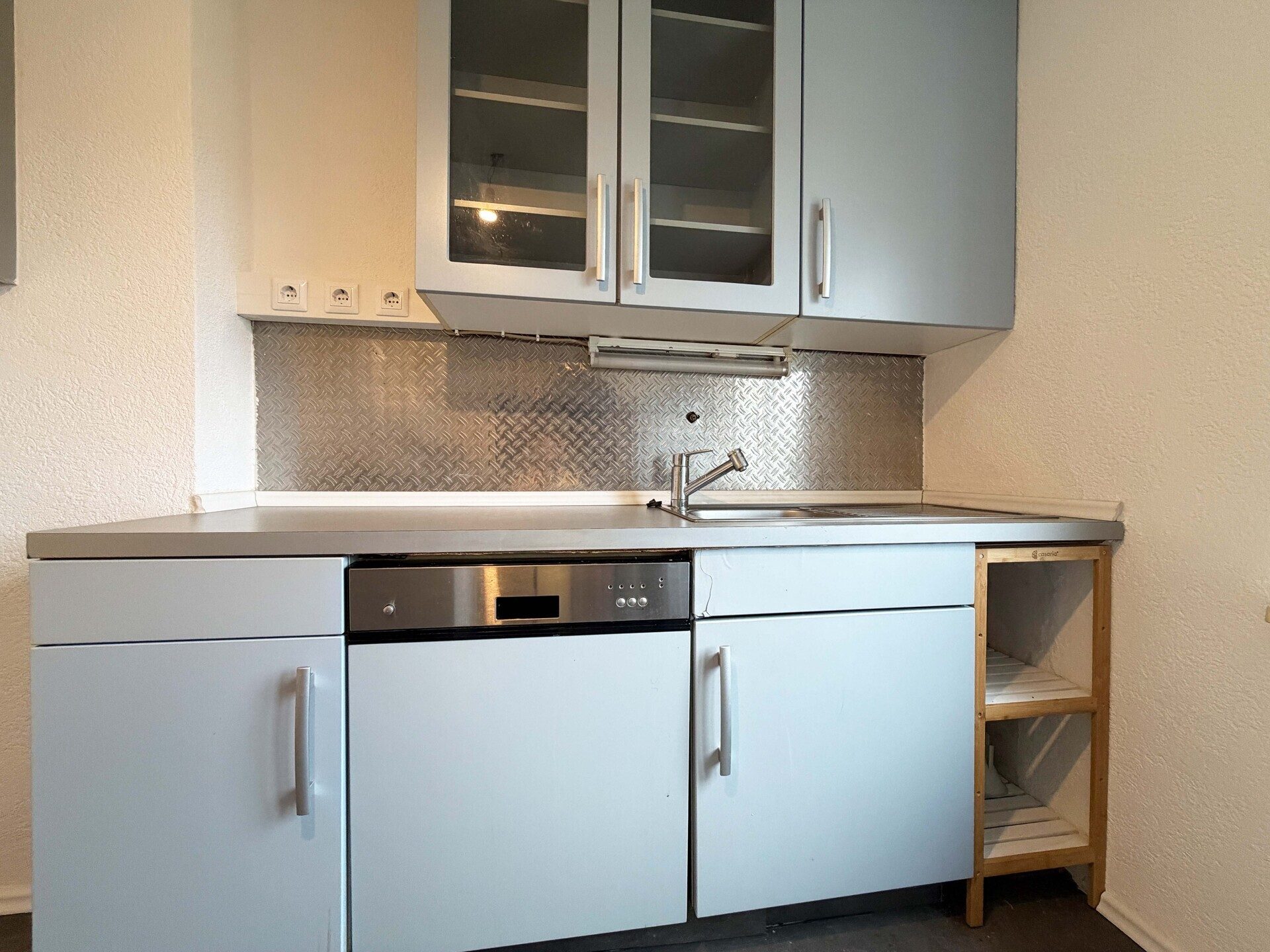 Immobilienangebot - Rottweil - Alle - Allein oder zu zweit ankommen im Hochparterre. 3 Zimmer, ca. 59 m². 
Mit Balkon. Küche vorhanden.