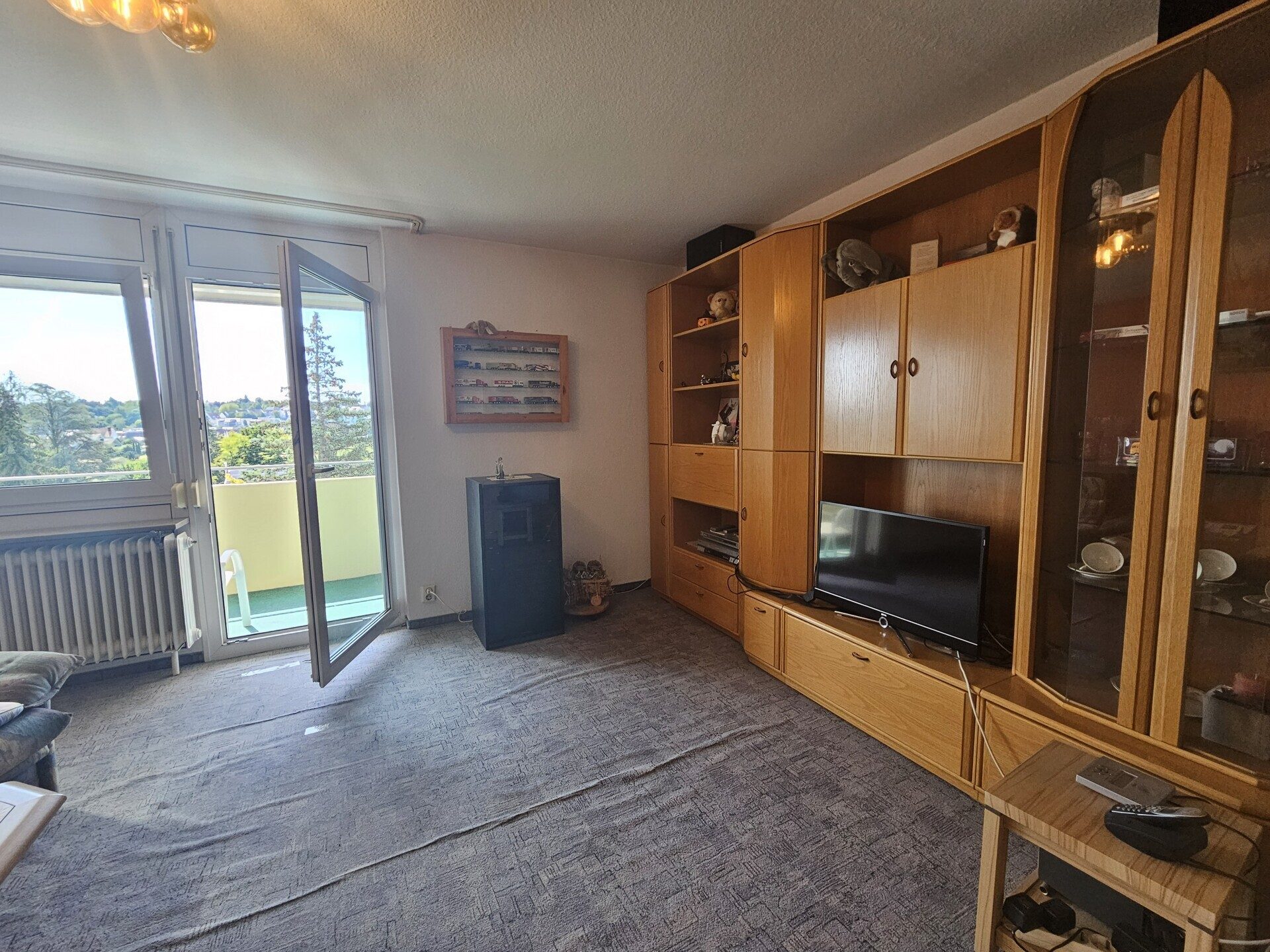 Immobilienangebot - Ludwigsburg / Hoheneck - Alle - Nahezu seniorengerecht! Komfortable 3,5-Zimmer-Wohnung mit Tiefgarage in gefragter Lage von Hoheneck