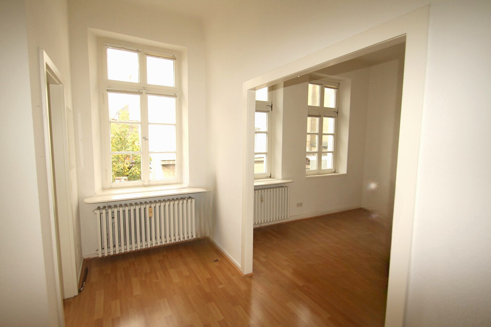 Immobilienangebot - Krefeld - Alle - Erfüllen Sie sich Ihren Traum – eigener Laden und Wohnung plus Mieteinnahmen