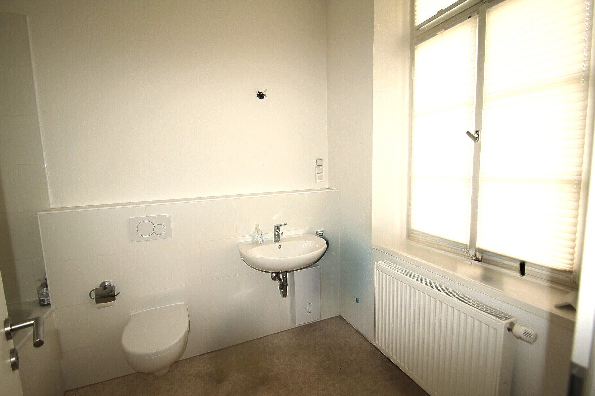 Immobilienangebot - Krefeld - Alle - Erfüllen Sie sich Ihren Traum – eigener Laden und Wohnung plus Mieteinnahmen