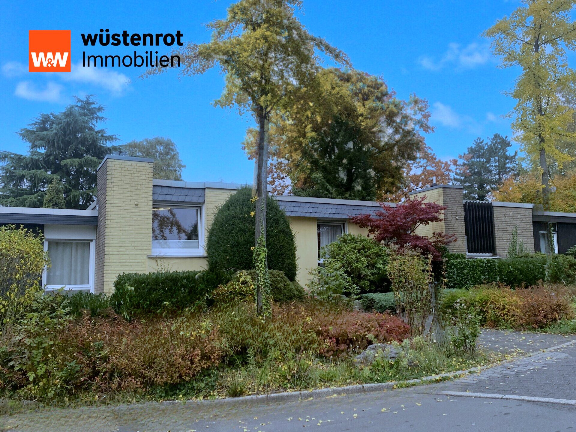 Immobilienangebot - Haan - Alle - Einmalige Kapitalanlage in beliebter Wohngegend - Bungalow mit komplett ausgebautem Keller