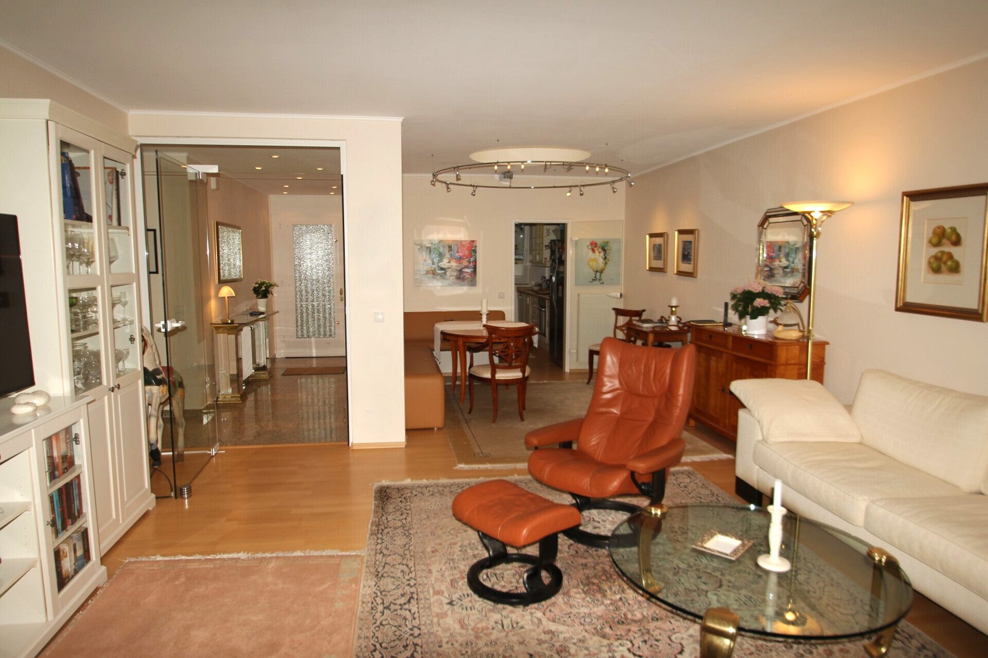 Immobilienangebot - Haan - Alle - Einmalige Kapitalanlage in beliebter Wohngegend - Bungalow mit komplett ausgebautem Keller