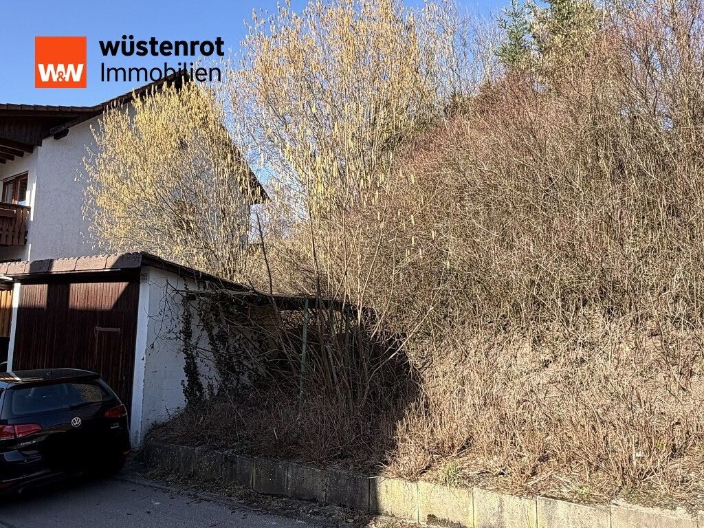 Immobilienangebot - Sulzbach-Laufen - Alle - Wohnhaus im Ortskern mit zwei Wohnungen und großem Nebengebäude