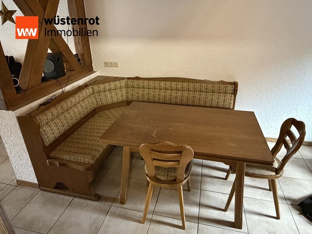 Immobilienangebot - Sulzbach-Laufen - Alle - Wohnhaus im Ortskern mit zwei Wohnungen und großem Nebengebäude