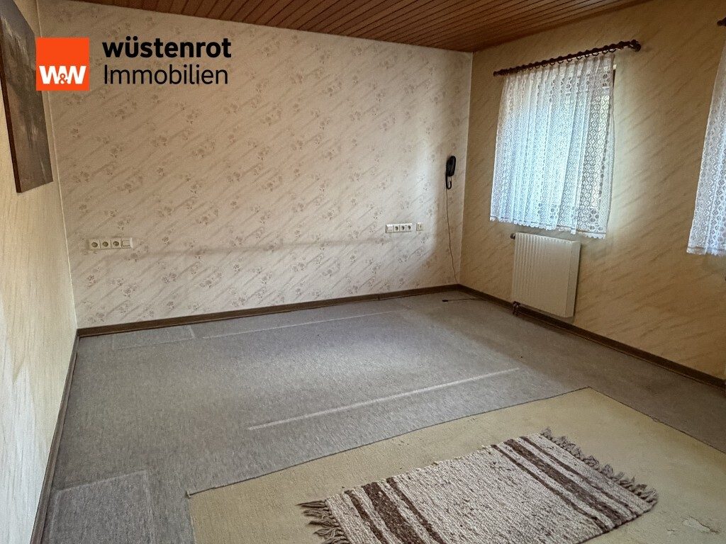 Immobilienangebot - Sulzbach-Laufen - Alle - Wohnhaus im Ortskern mit zwei Wohnungen und großem Nebengebäude