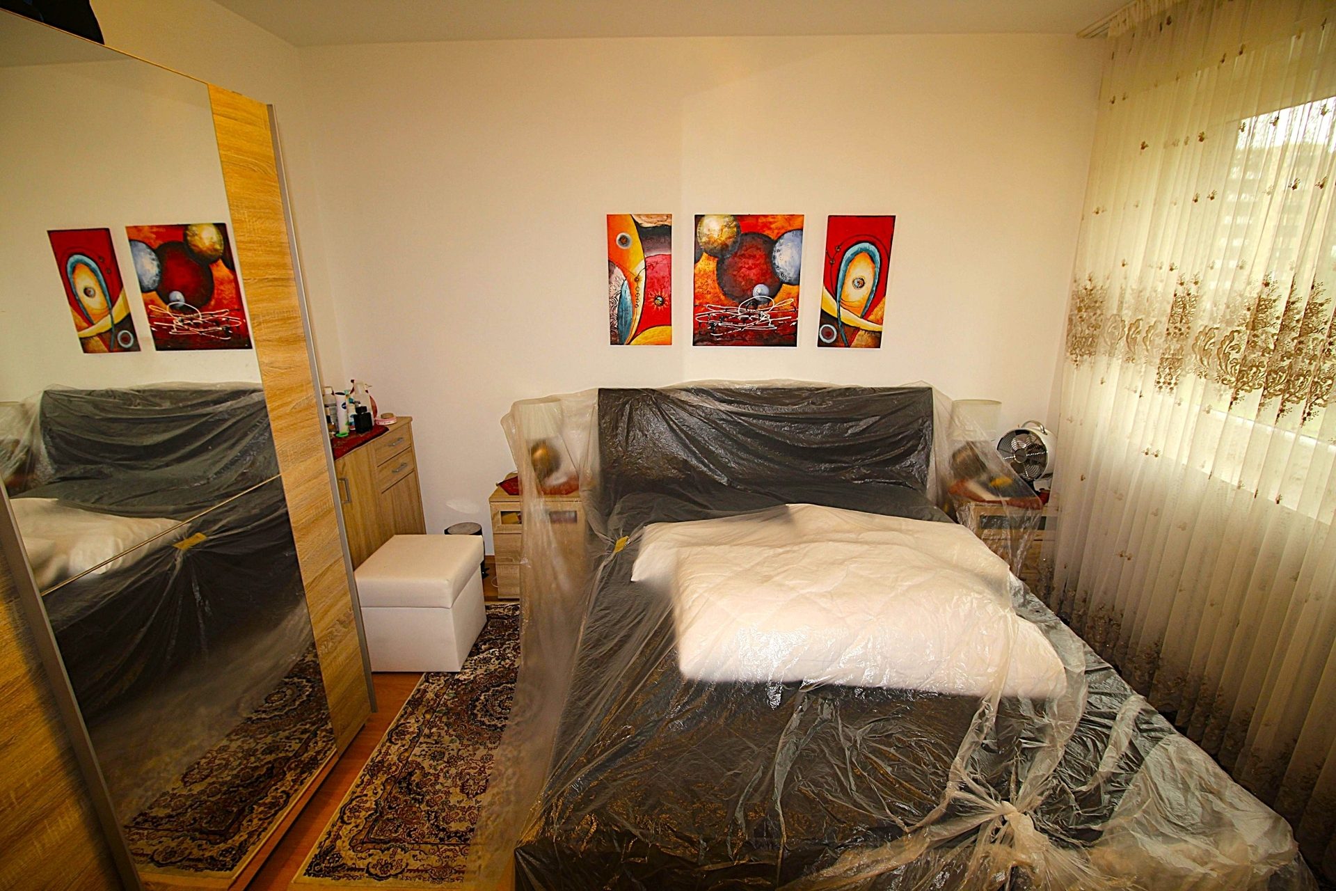 Immobilienangebot - Bonn / Tannenbusch - Alle - Gut geschnittene, barrierearme und bezugsfreie 4 Zimmer-Wohnung mit Balkon und Tiefgaragenstellplatz