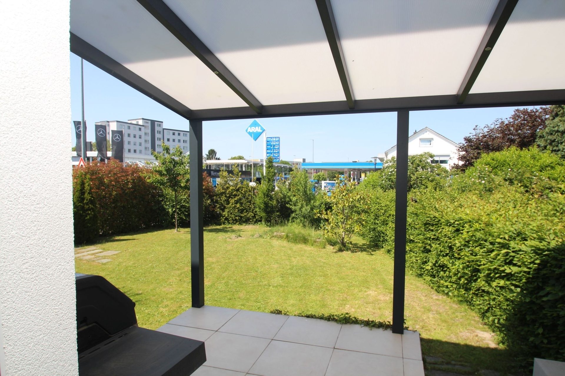Immobilienangebot - Geilenkirchen - Alle - 3D: Stilvolles Wohnjuwel in der Innenstadt: kernsaniert, möbliert, bezugsfertig