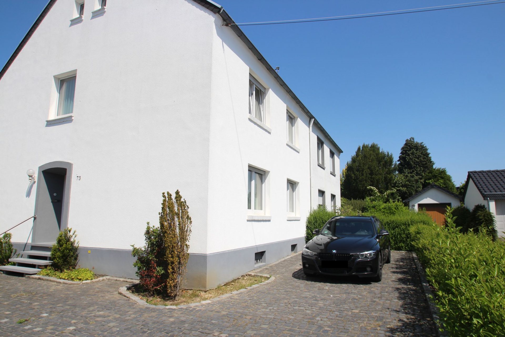 Immobilienangebot - Geilenkirchen - Alle - 3D: Stilvolles Wohnjuwel in der Innenstadt: kernsaniert, möbliert, bezugsfertig