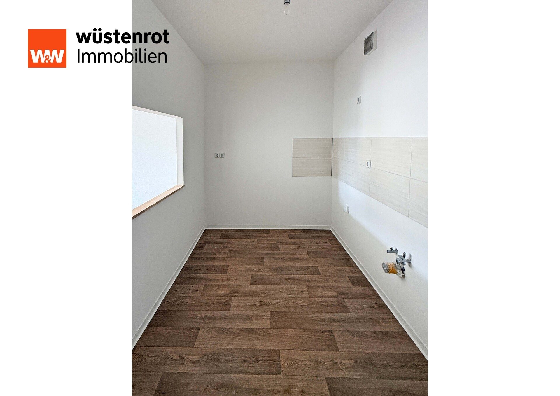 Immobilienangebot - Neubrandenburg - Alle - FAST IM STADTZENTRUM UND MIT EINEM GROSSEM BALKON