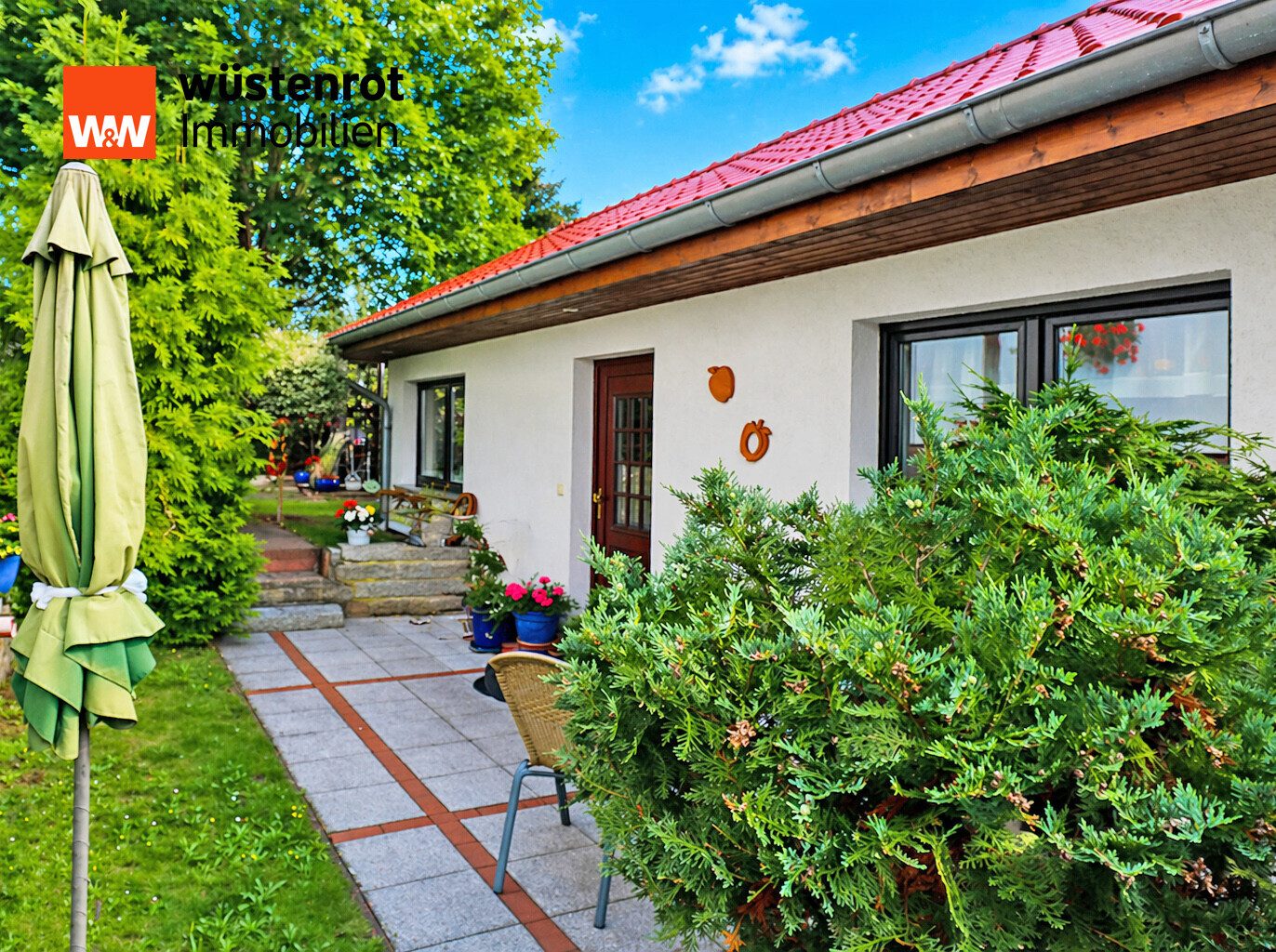 Immobilienangebot - Ahlbeck - Alle - SELBST WOHNEN + VERMIETEN: EINFAMILIENHAUS + ZWEI FERIENHÄUSER + FERIENWOHNUNG + GROSSES GRUNDSTÜCK