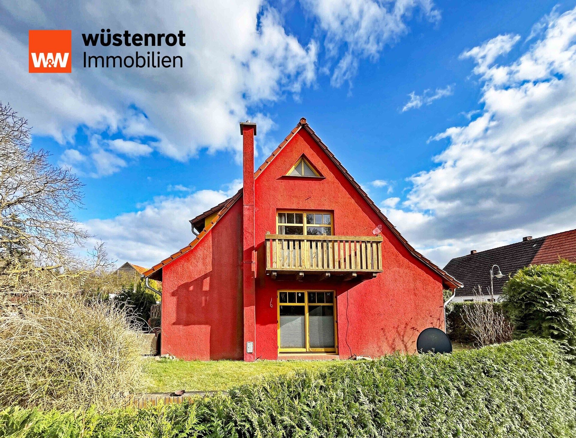Immobilienangebot - Göhren-Lebbin - Alle - DIE BESONDERE IMMOBILIE: WOHNHAUS MIT EINBAUKÜCHE + KOCHHEXE + KAMINOFEN + PHOTOVOLTAIKANLAGE