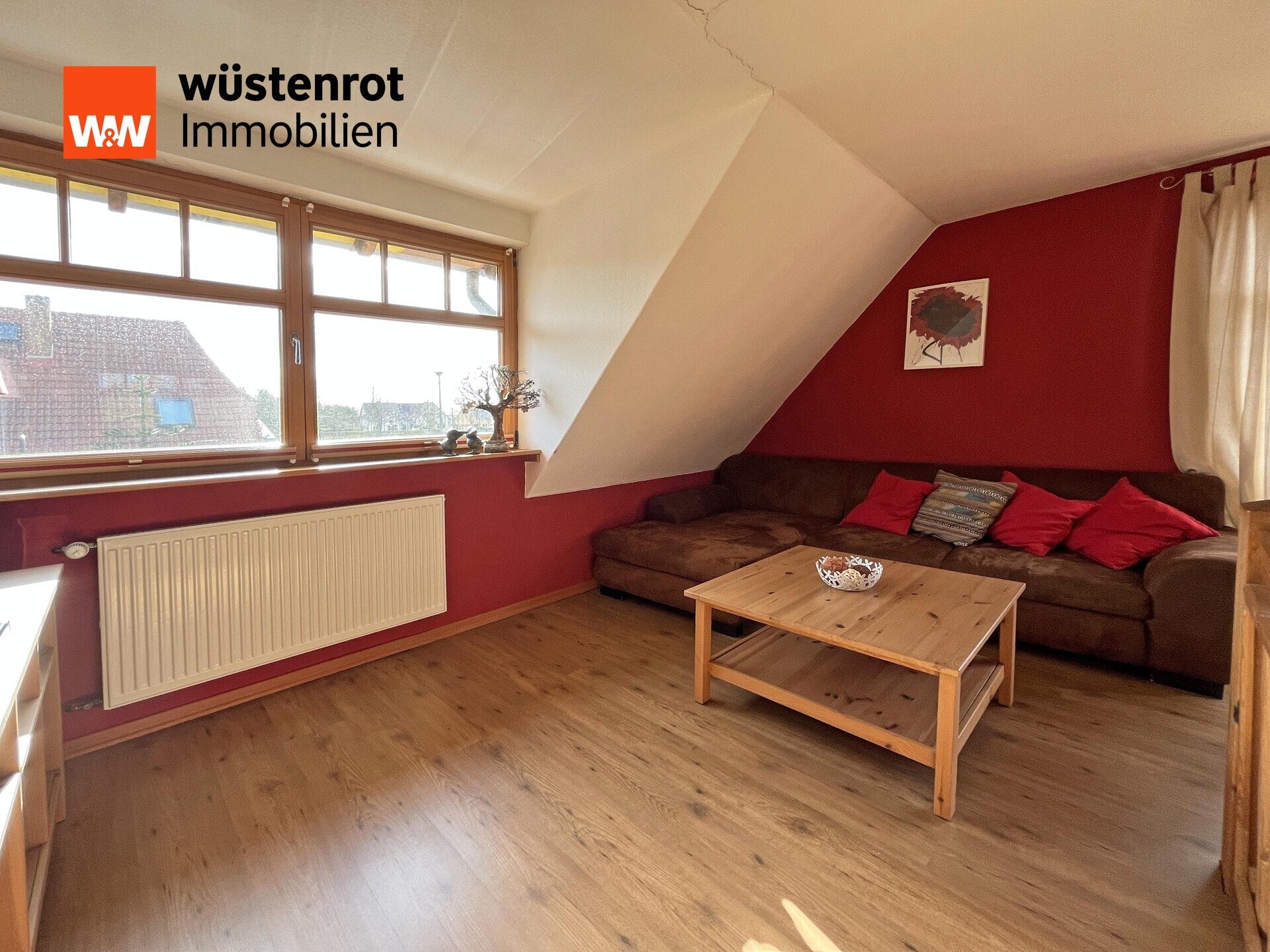 Immobilienangebot - Göhren-Lebbin - Alle - DIE BESONDERE IMMOBILIE: WOHNHAUS MIT EINBAUKÜCHE + KOCHHEXE + KAMINOFEN + PHOTOVOLTAIKANLAGE