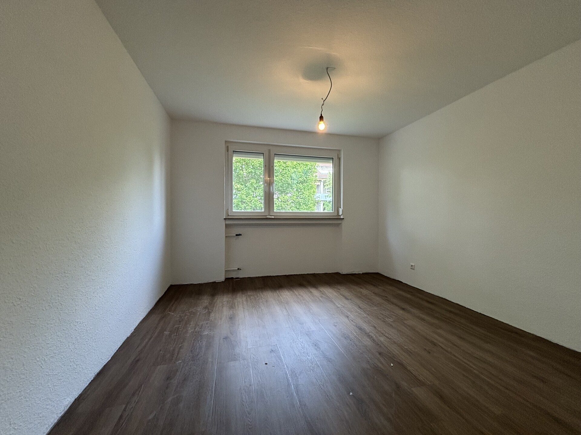 Immobilienangebot - Ludwigsburg / Eglosheim - Alle - Umfassend modernisierte 4-Zimmer-Wohnung in Eglosheim - Platz für die ganze Familie