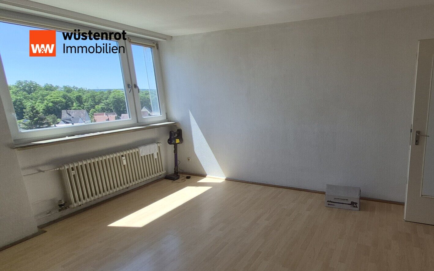 Immobilienangebot - Nürnberg - Alle - Charmante 1- Zimmer- Wohnung mit Weitblick !