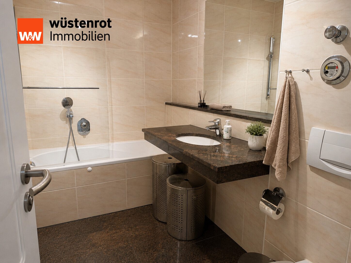Immobilienangebot - München - Alle - Top Lage Altbogenhausen – Möblierte 2-Zimmer-Wohnung auf Zeit