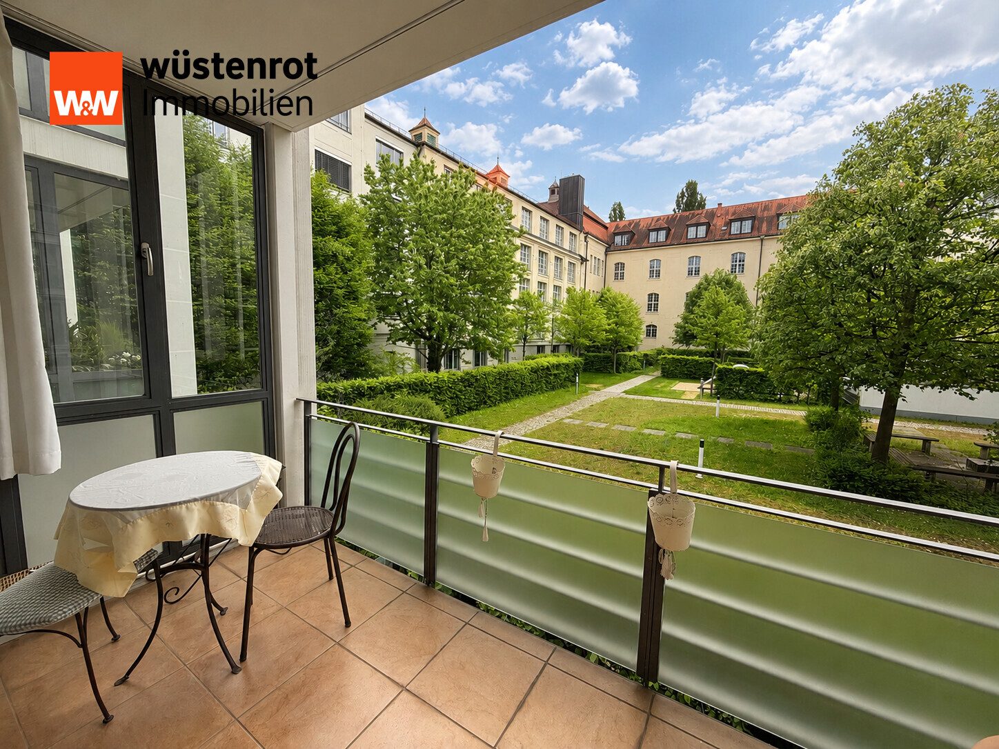 Immobilienangebot - München - Alle - Top Lage Altbogenhausen – Möblierte 2-Zimmer-Wohnung auf Zeit