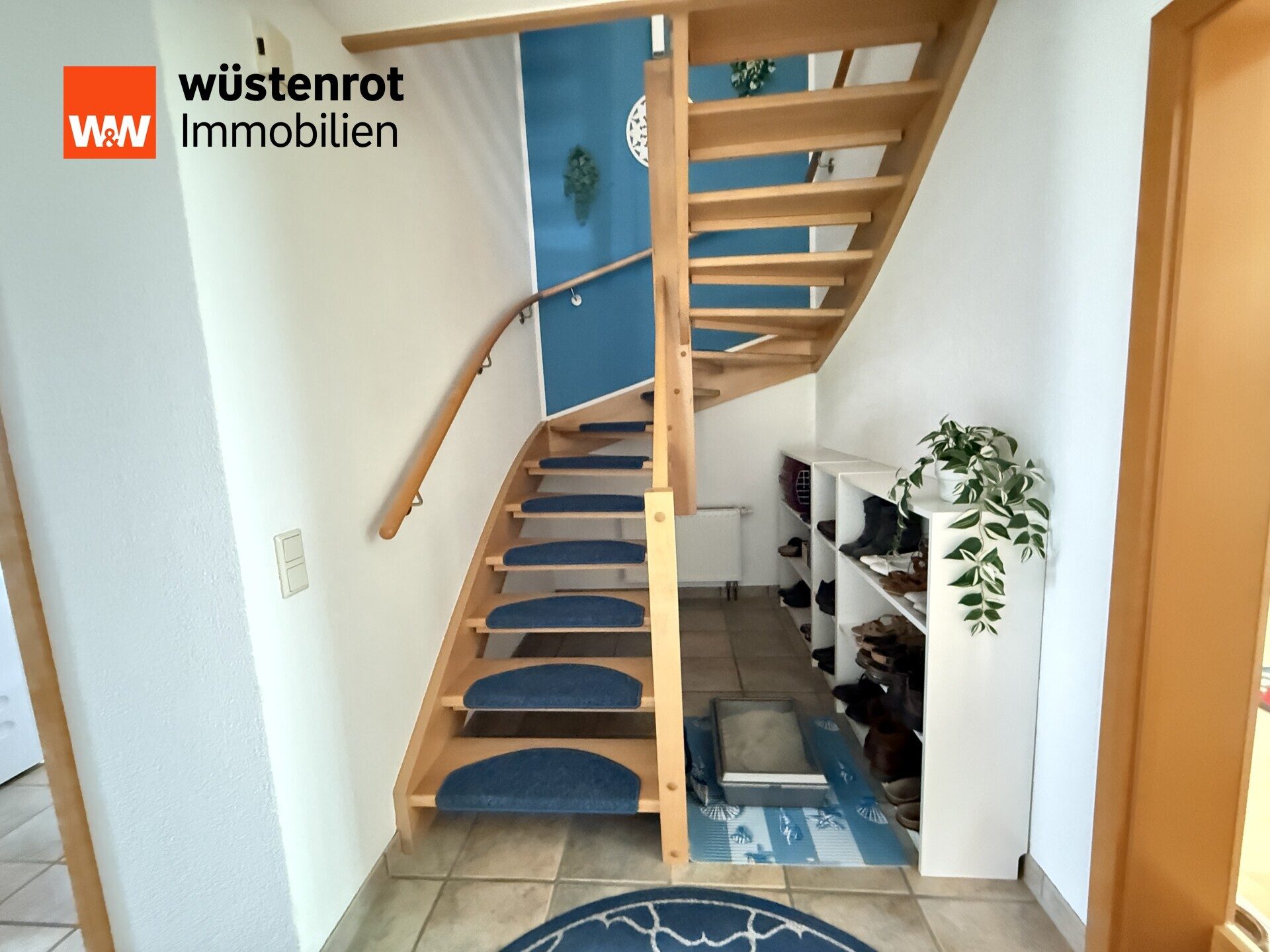Immobilienangebot - Meine - Alle - Modernisierte DHH in zweiter Reihe einer ruhigen, gepflegten Wohnsiedlung nahe dem Ortskern v. Meine