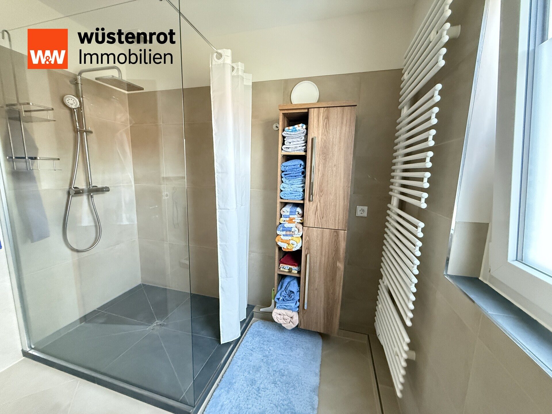 Immobilienangebot - Meine - Alle - Modernisierte DHH in zweiter Reihe einer ruhigen, gepflegten Wohnsiedlung nahe dem Ortskern v. Meine