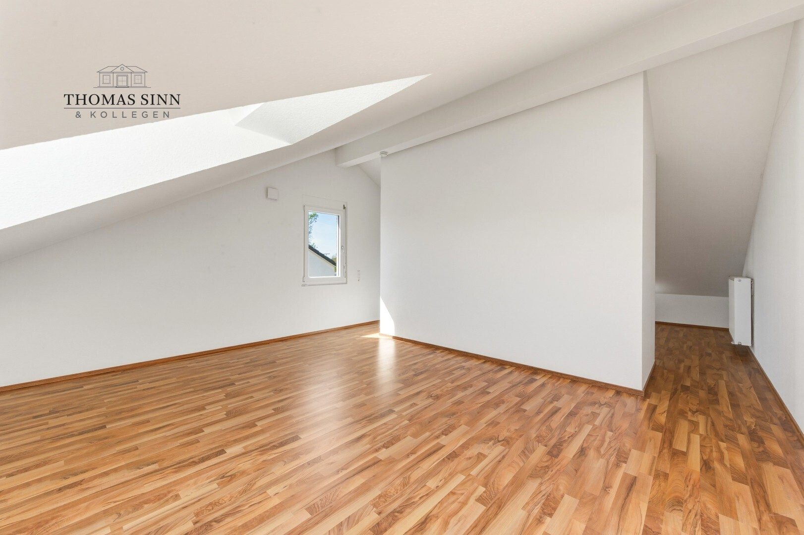 Immobilienangebot - Leingarten - Alle - Familienfreundliche "Doppelhaushälfte" mit pflegeleichtem Garten und viel Platz auf drei Etagen