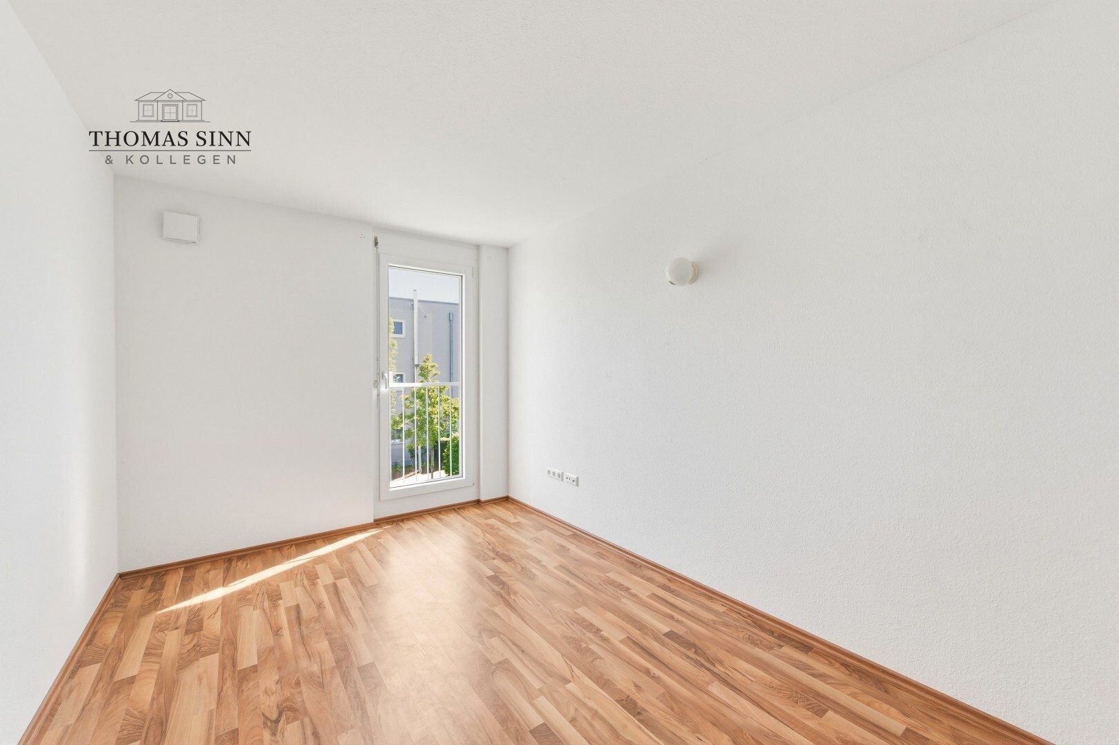 Immobilienangebot - Leingarten - Alle - Familienfreundliche "Doppelhaushälfte" mit pflegeleichtem Garten und viel Platz auf drei Etagen