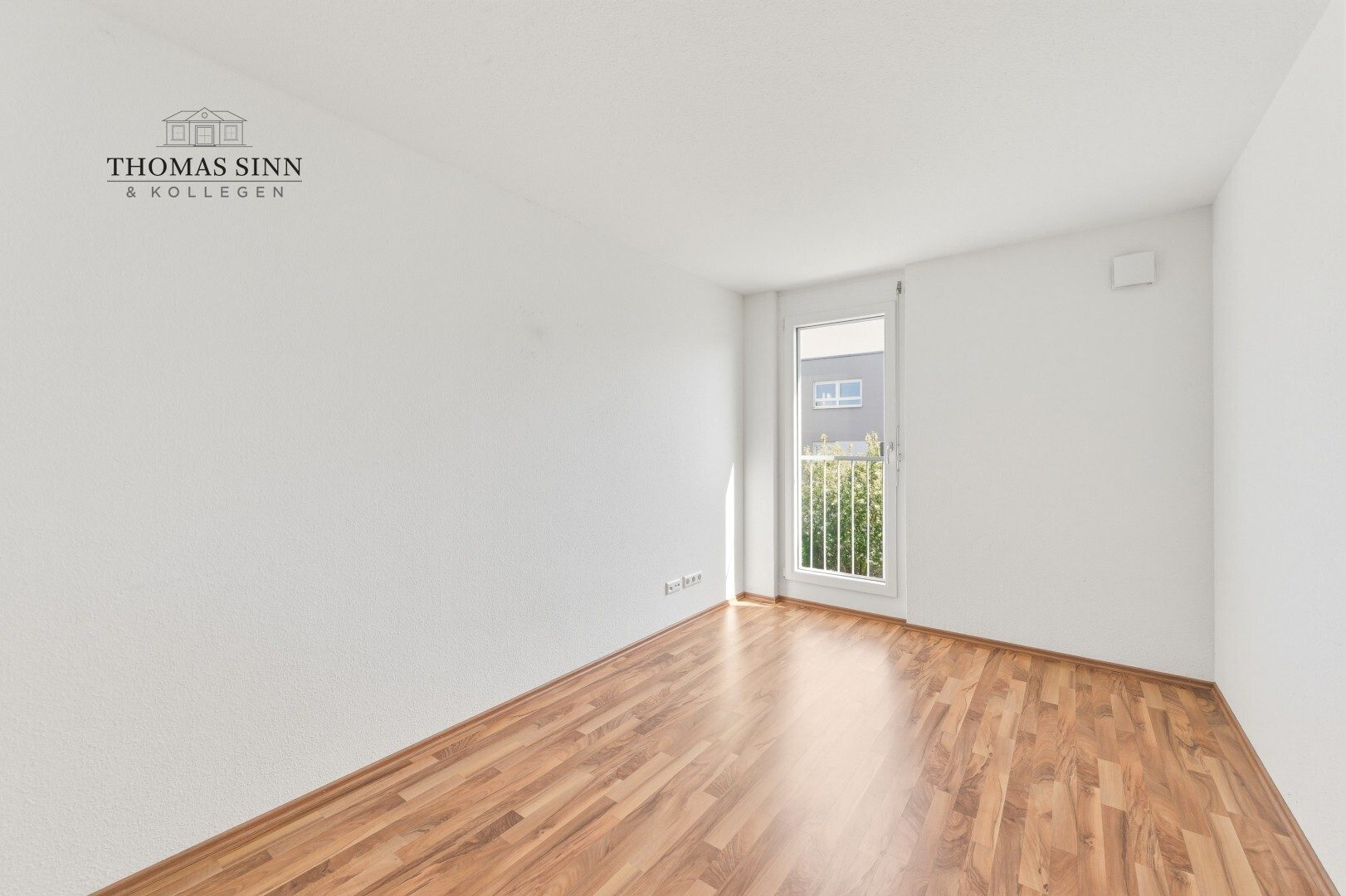 Immobilienangebot - Leingarten - Alle - Familienfreundliche "Doppelhaushälfte" mit pflegeleichtem Garten und viel Platz auf drei Etagen
