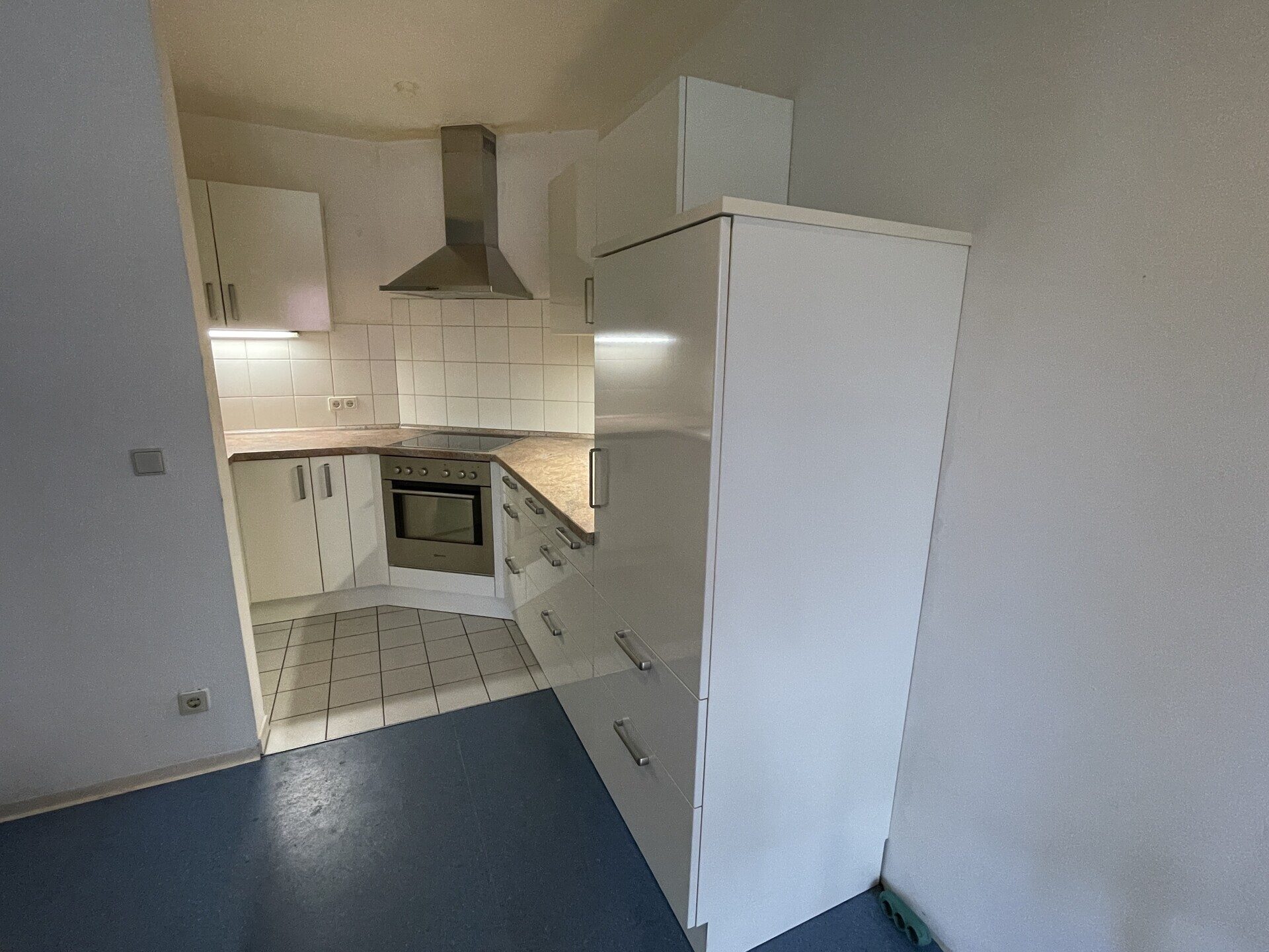 Immobilienangebot - Neuendettelsau - Alle - Sehr ruhige 2-Zi-ETW mit Garten in Neuendettelsau!