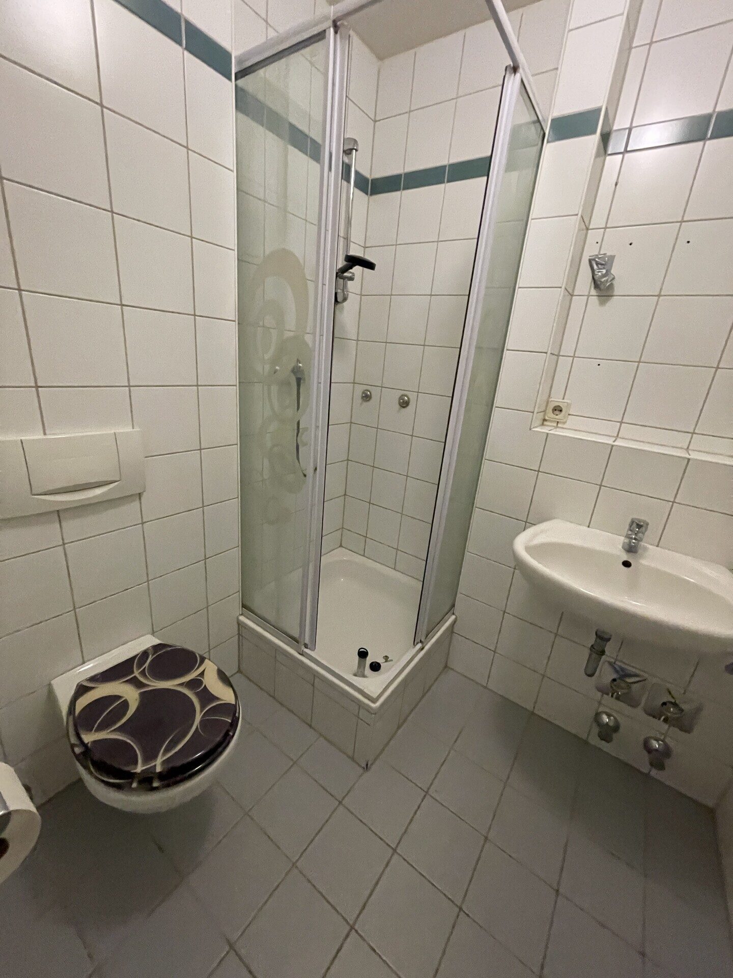 Immobilienangebot - Neuendettelsau - Alle - Sehr ruhige 2-Zi-ETW mit Garten in Neuendettelsau!