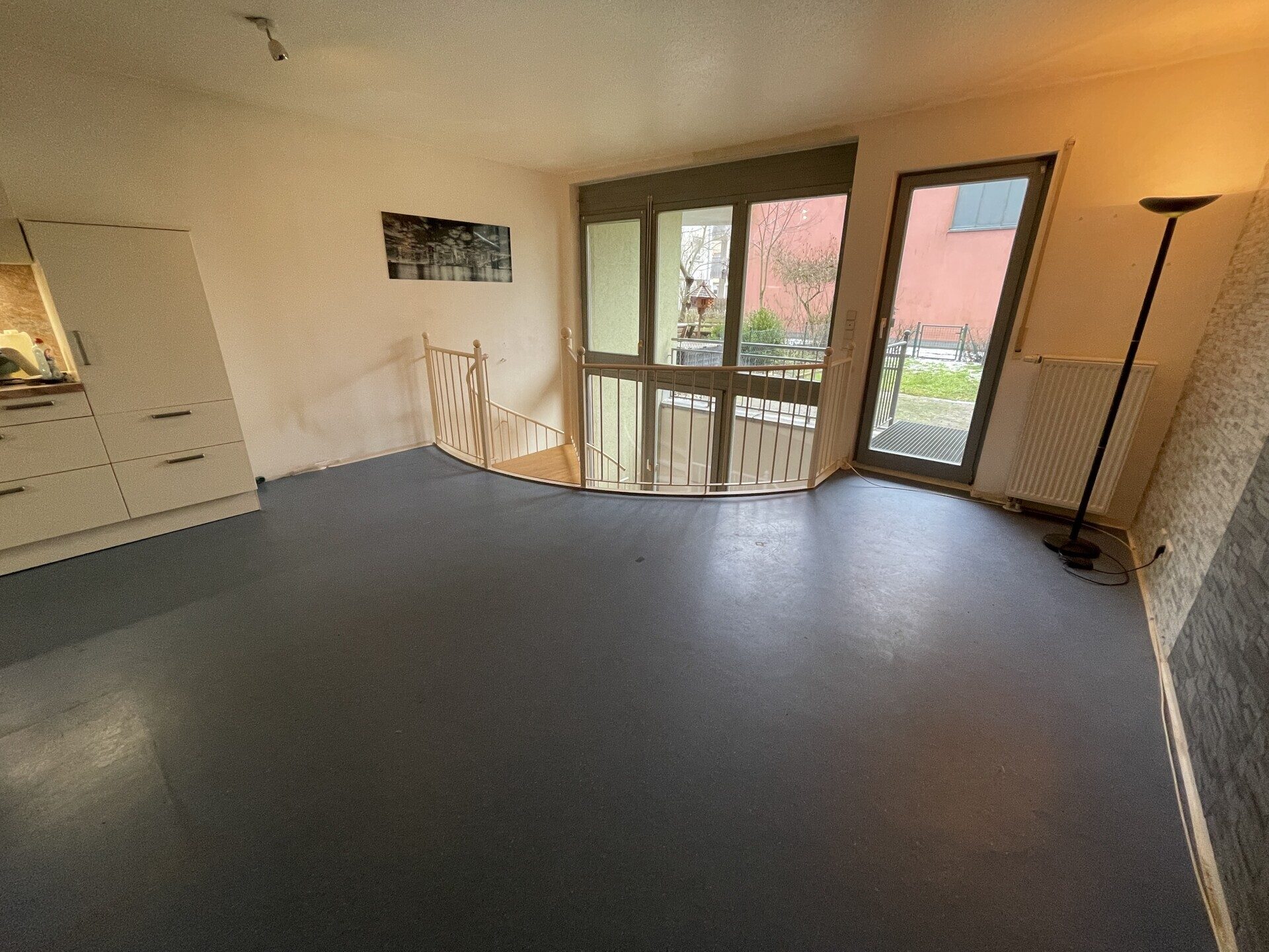 Immobilienangebot - Neuendettelsau - Alle - Sehr ruhige 2-Zi-ETW mit Garten in Neuendettelsau!