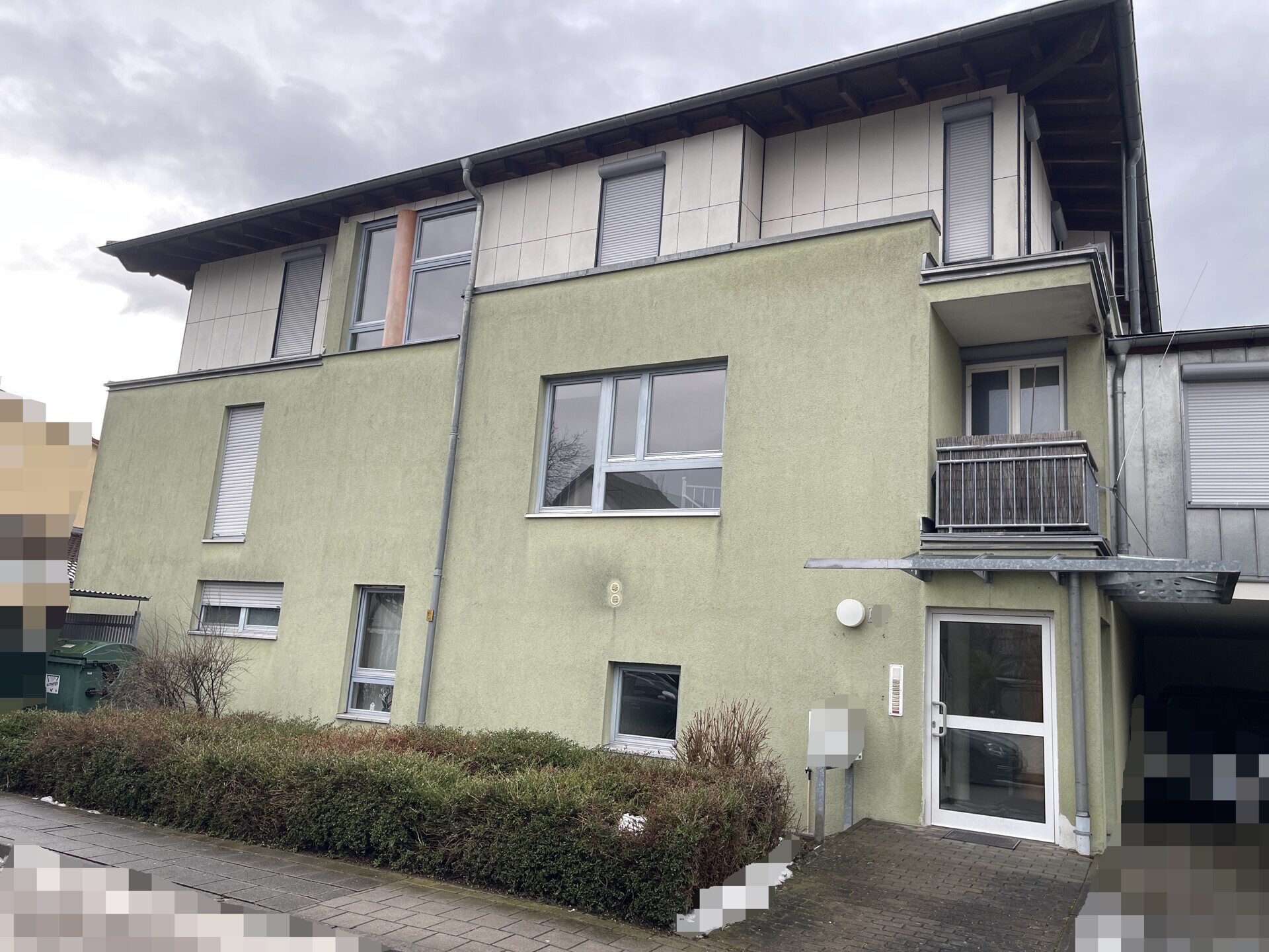 Immobilienangebot - Neuendettelsau - Alle - Sehr ruhige 2-Zi-ETW mit Garten in Neuendettelsau!
