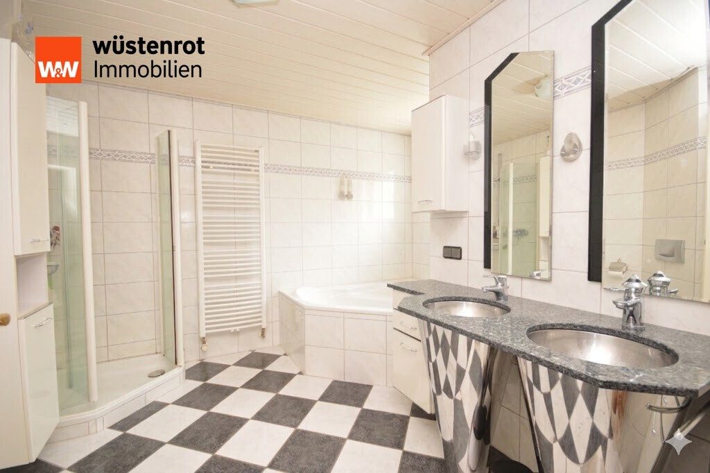 Immobilienangebot - Fulda / Maberzell - Alle - Vollwertiges Wohnen mit Privatsphäre: Großzügiges Hinterhaus mit eigenem Garten in Fulda-Maberzell