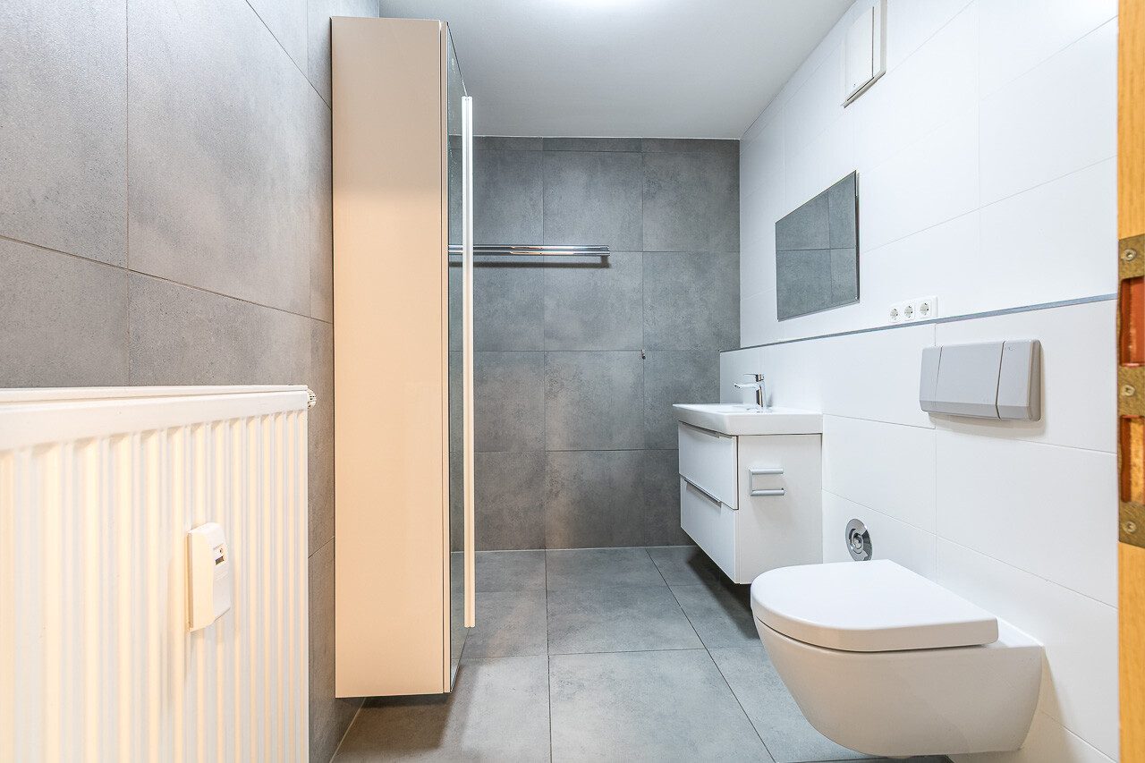 Immobilienangebot - Trier / Olewig - Alle - Gepflegte 2-Zimmer-Wohnung mit Balkon, Einbauküche und Tiefgaragenstellplatz in Trier-Olewig