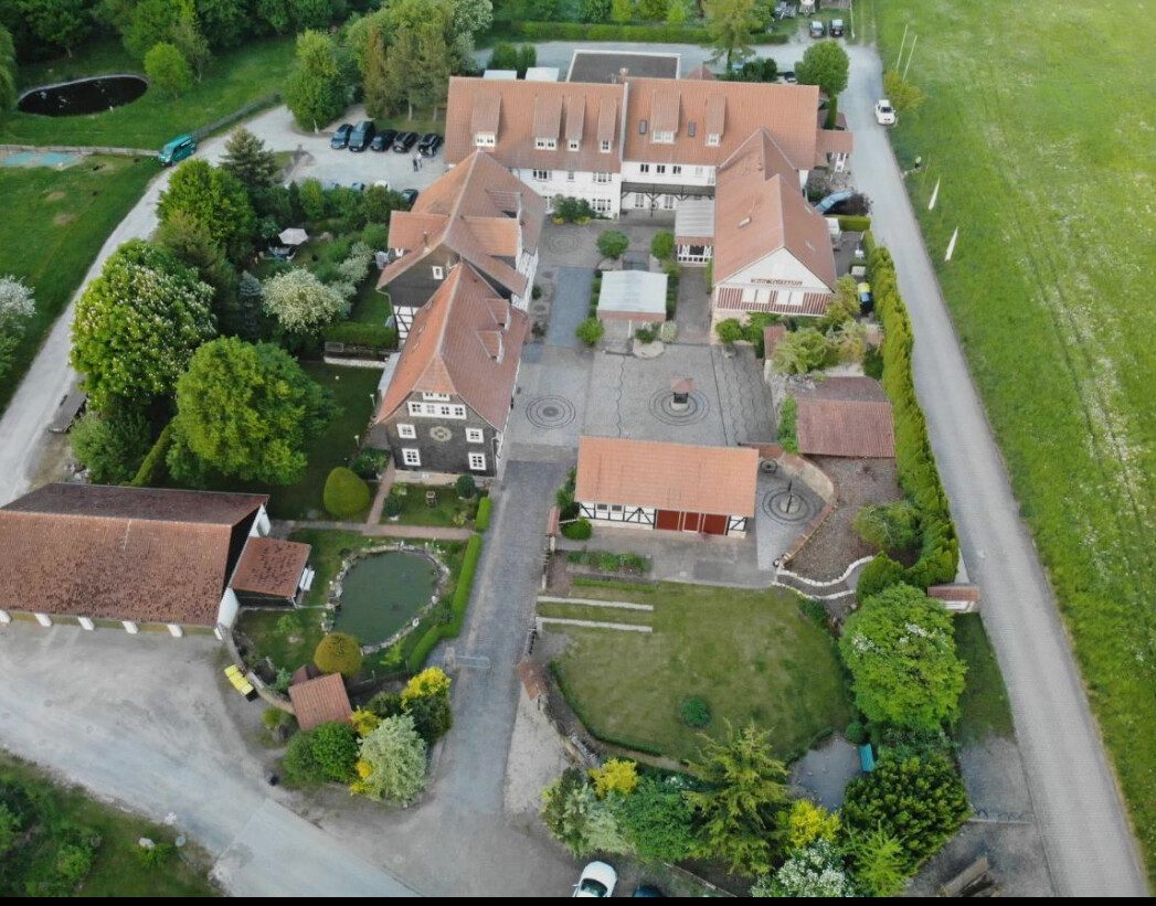 Immobilienangebot - Mühlhausen/Thüringen - Alle - Außergewöhnlicher Landgasthof - alte Mühle
Hotel, Eventlocation, Wohnimmobilien &  30.000 m² Grdstk.