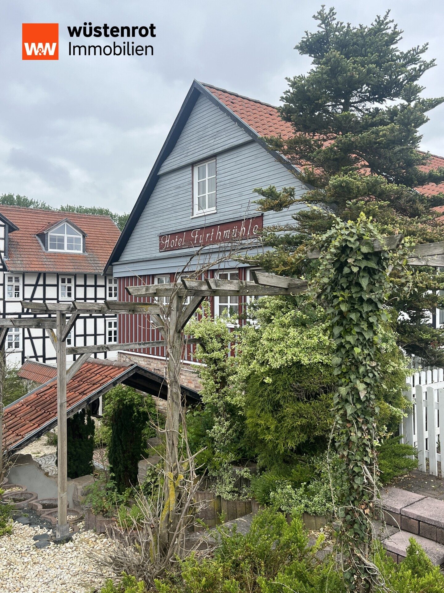 Immobilienangebot - Mühlhausen/Thüringen - Alle - Außergewöhnlicher Landgasthof - alte Mühle
Hotel, Eventlocation, Wohnimmobilien &  30.000 m² Grdstk.
