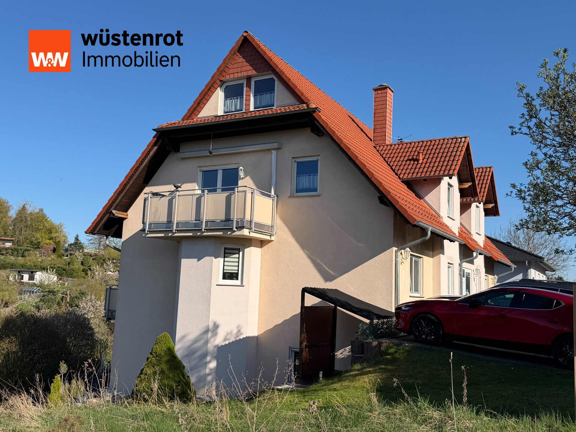 Immobilienangebot - Bad Salzungen - Alle - Exklusive 3-Zimmer-Maisonettewohnung mit zwei Balkonen und Außenstellplatz