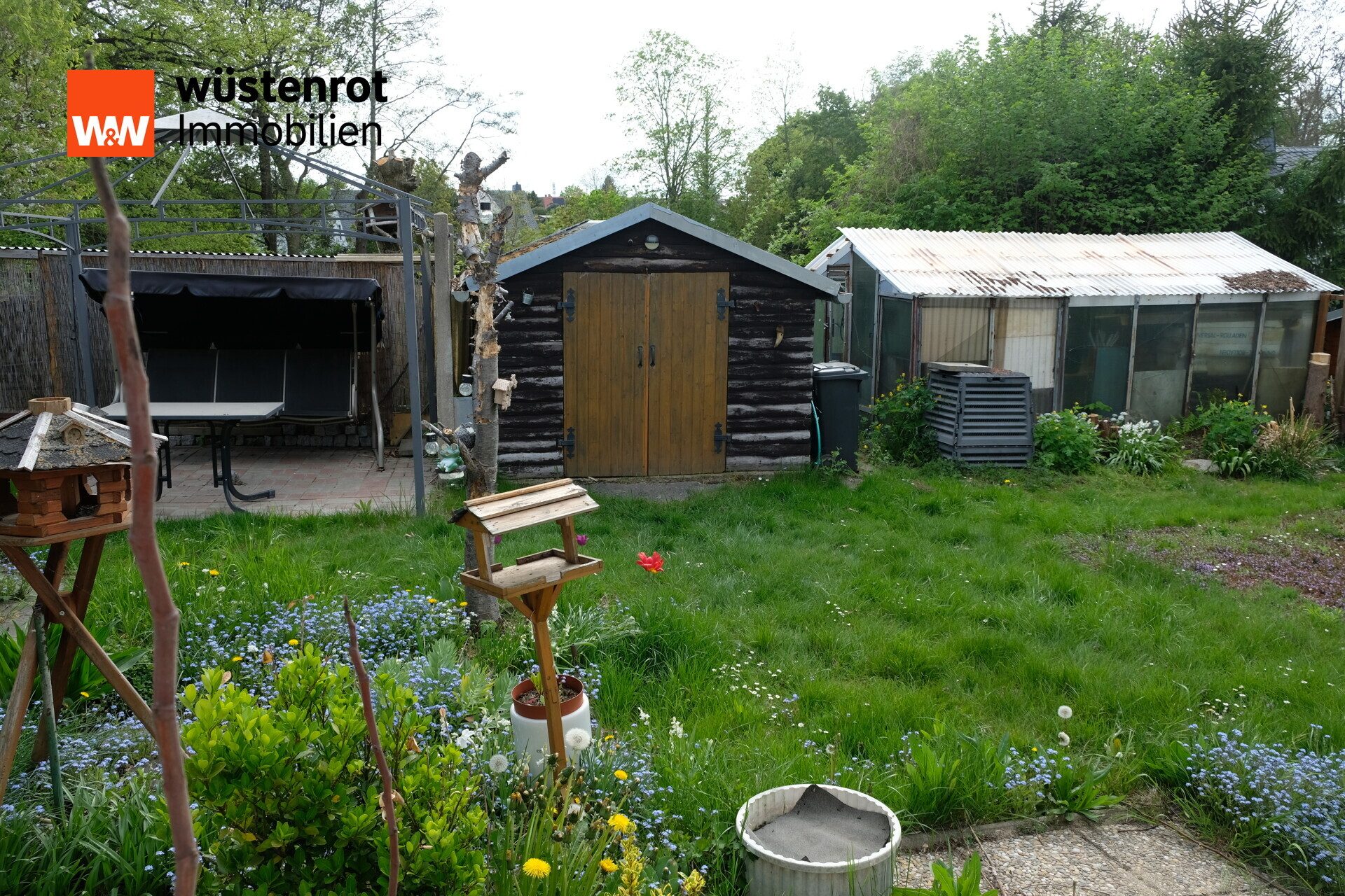 Immobilienangebot - Zwickau / Pöhlau - Alle - Charmantes EFH mit Wintergarten, Kamin & großem Grundstück – viel Potenzial