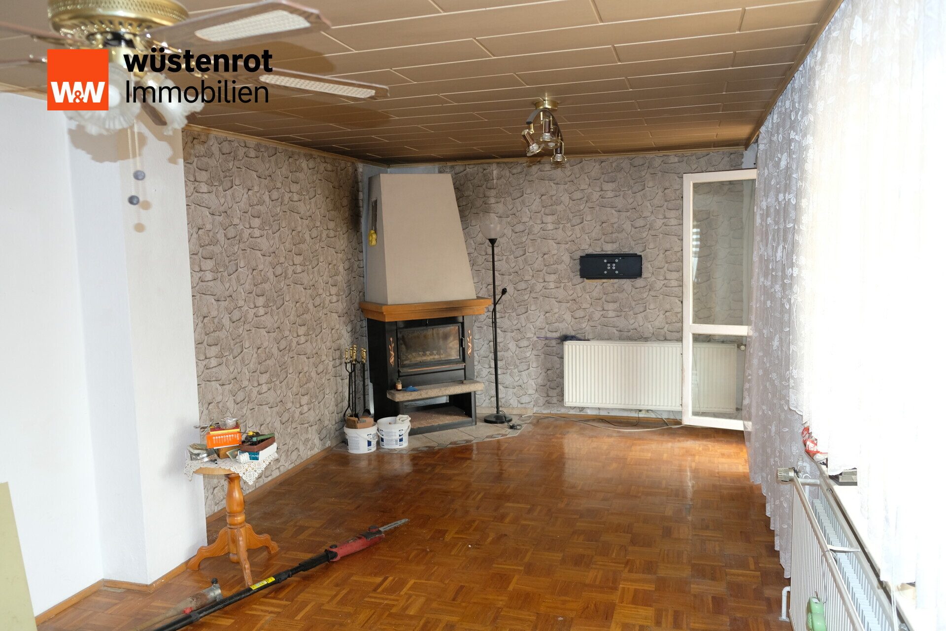Immobilienangebot - Zwickau / Pöhlau - Alle - Charmantes EFH mit Wintergarten, Kamin & großem Grundstück – viel Potenzial