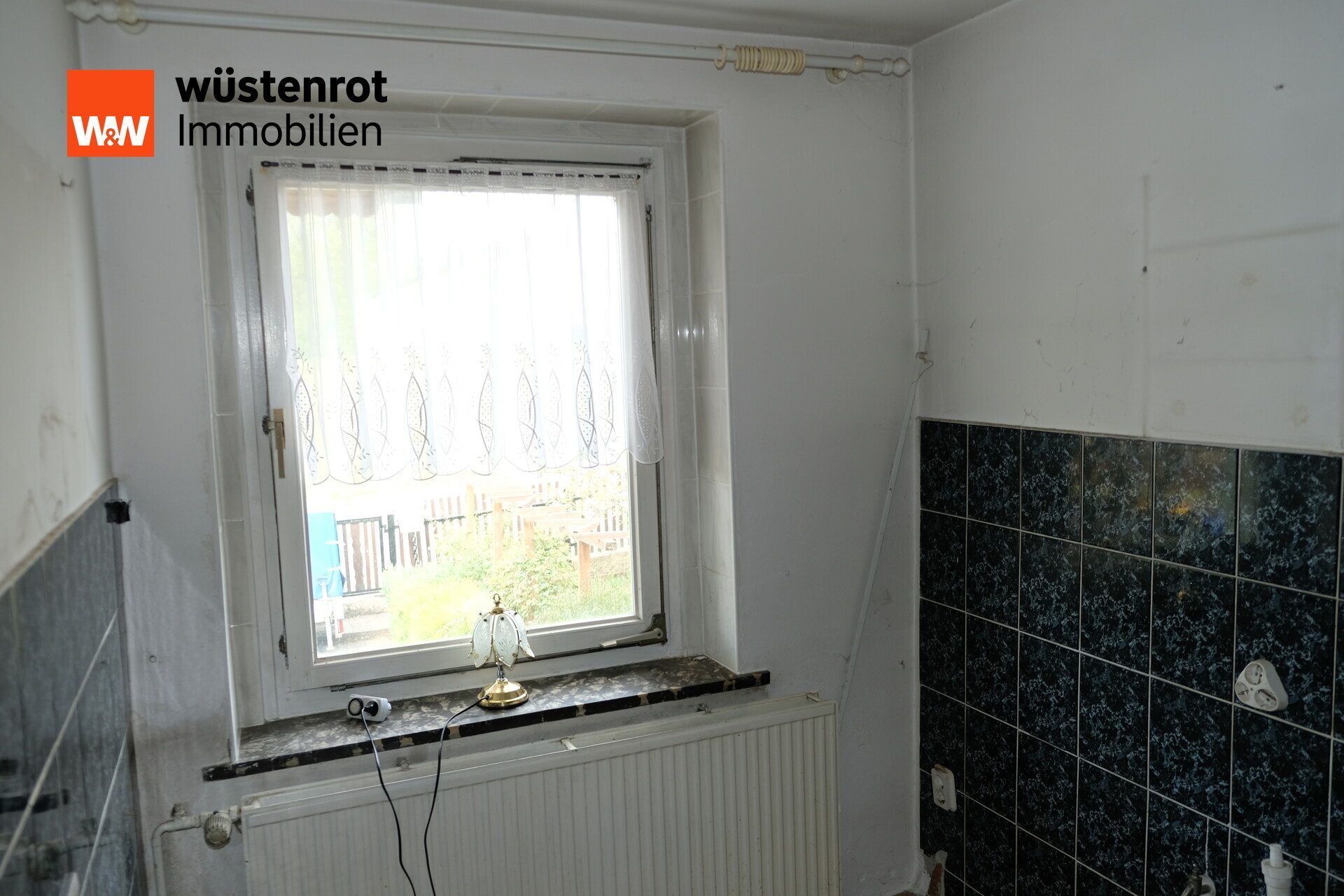 Immobilienangebot - Zwickau / Pöhlau - Alle - Charmantes EFH mit Wintergarten, Kamin & großem Grundstück – viel Potenzial