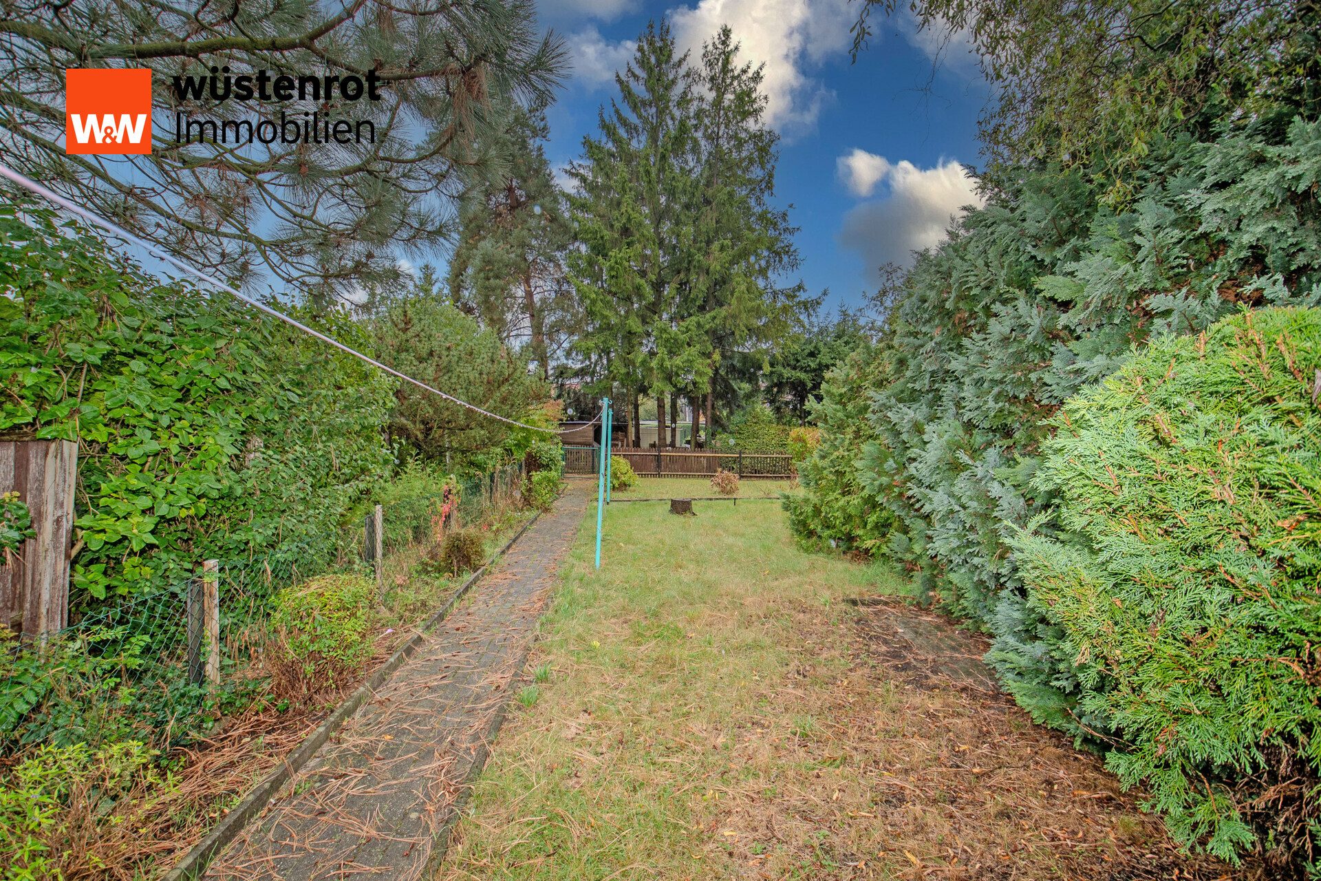 Immobilienangebot - Meuselwitz - Alle - Gemütliches Eigenheim mit 600 m² Grundstück, Gartenidylle & Fernwärme
