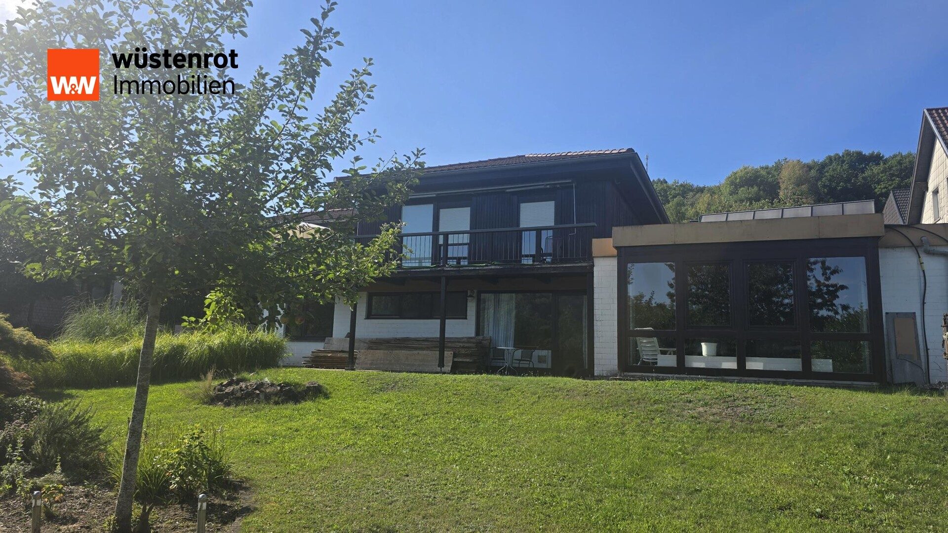 Immobilienangebot - Blieskastel / Niederwürzbach - Alle - Großes Wohnhaus mit traumhaftem Garten