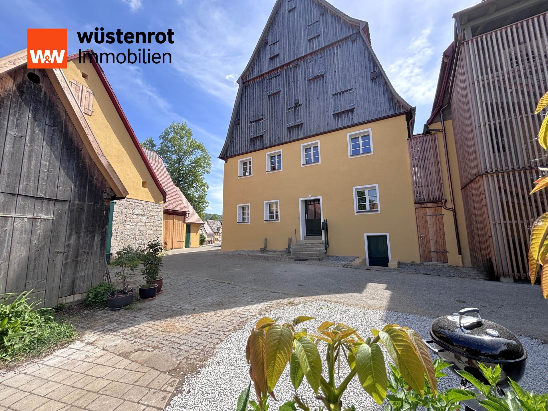 Immobilienangebot - Engelthal - Alle - "Selten so im Mietangebot"
7 Zimmer | ca. 216 m² | Erstbezug nach Sanierung