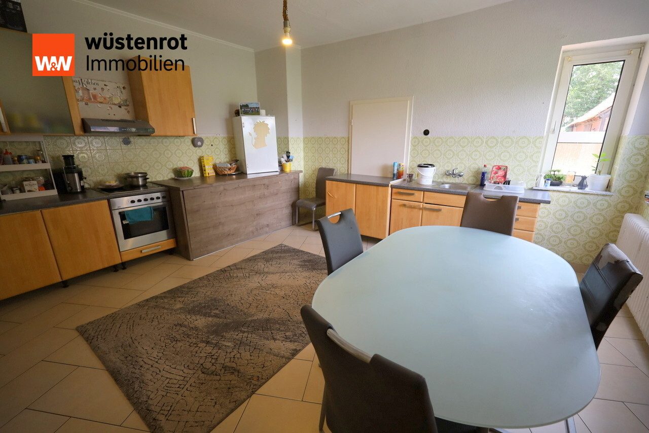 Immobilienangebot - Sulingen - Alle - Großer Resthof mit ehemaligen Stallungen, Nebengebäude und Wiese in Groß Lessen zu verkaufen