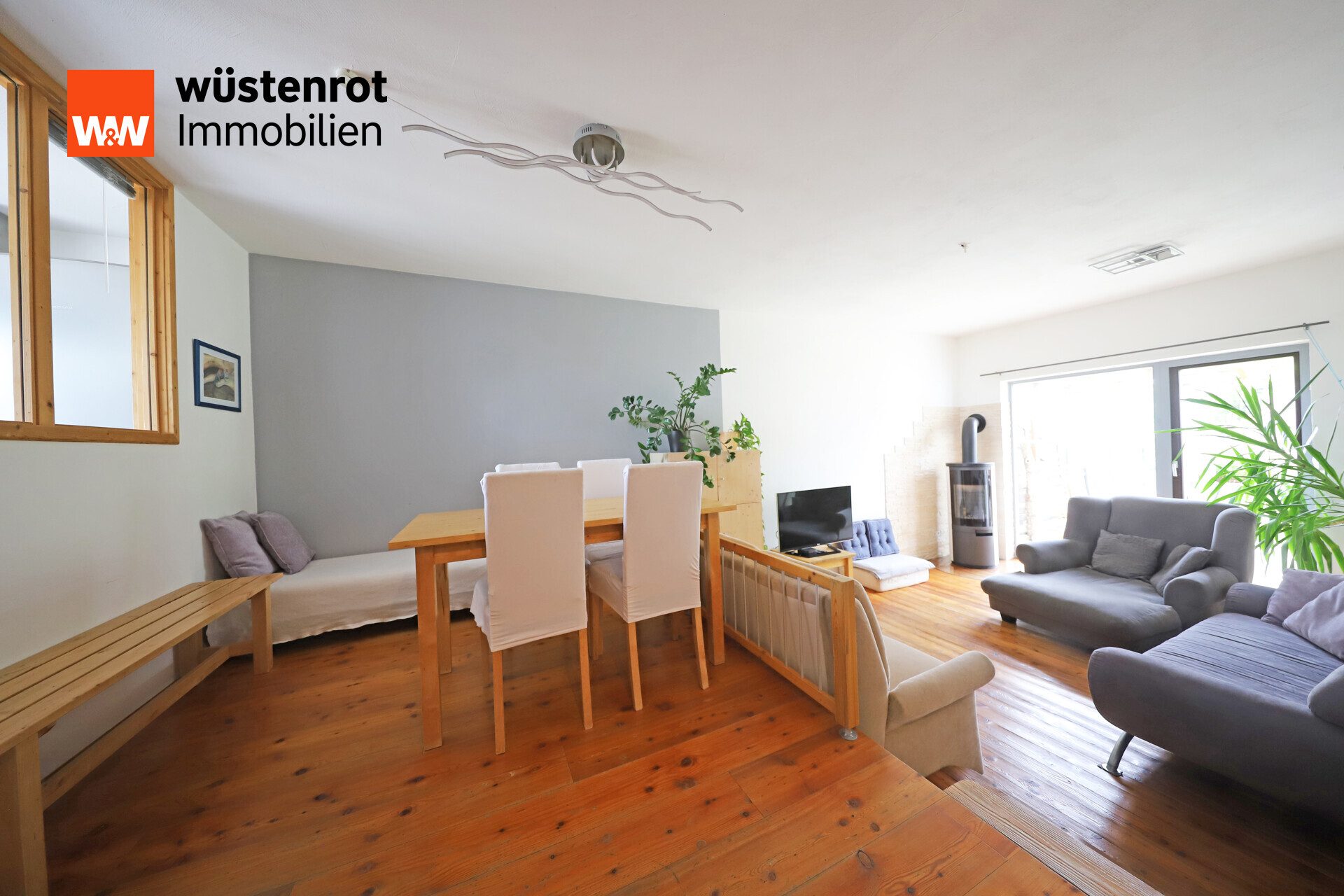 Immobilienangebot - Geislingen an der Steige - Alle - Modernes, bezahlbares Reiheneinfamilienhaus, für eine junge Familie!