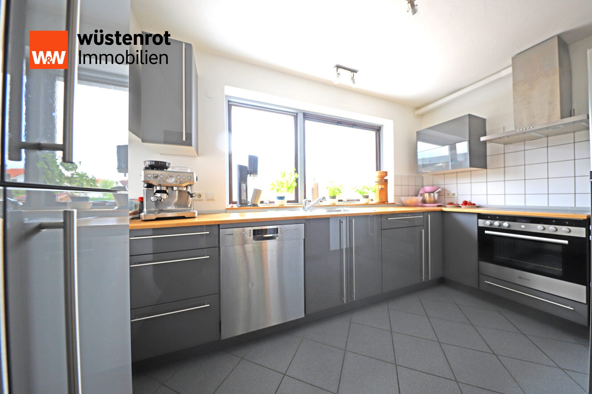Immobilienangebot - Geislingen an der Steige - Alle - Modernes, bezahlbares Reiheneinfamilienhaus, für eine junge Familie!