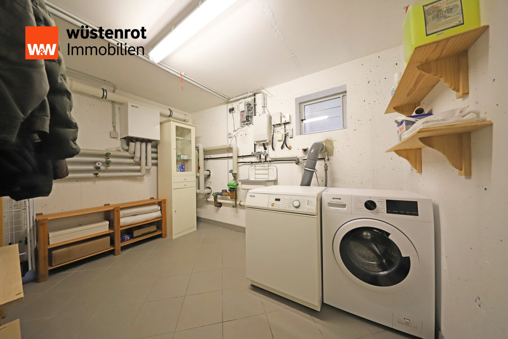 Immobilienangebot - Geislingen an der Steige - Alle - Modernes, bezahlbares Reiheneinfamilienhaus, für eine junge Familie!