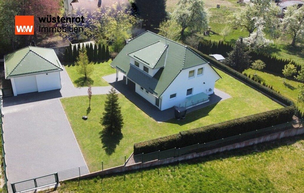 Immobilienangebot - Königsbronn / Zang - Alle - Exklusive Waldrand-Residenz: Modernes Wohnerlebnis mit Panoramablick in Königsbronn-Zang