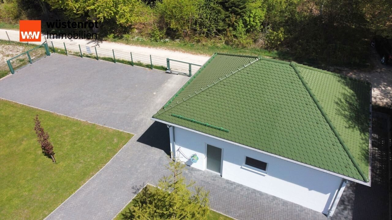 Immobilienangebot - Königsbronn / Zang - Alle - Exklusive Waldrand-Residenz: Modernes Wohnerlebnis mit Panoramablick in Königsbronn-Zang