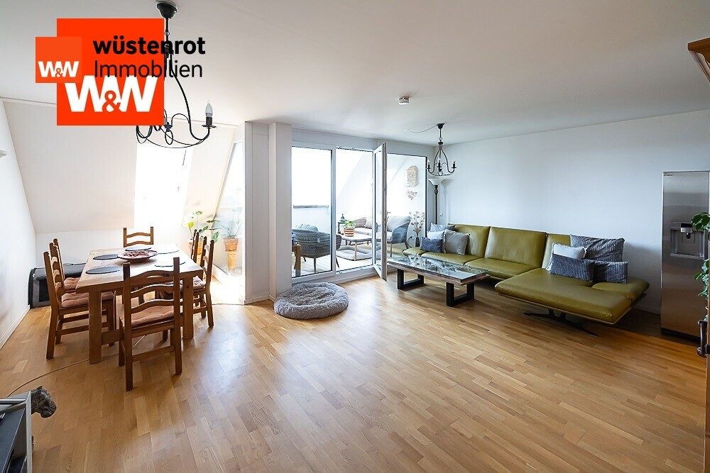 Immobilienangebot - Markt Indersdorf - Alle - Hochwertige OG/Maisonette Whg. mit Panoramablick. 135 m2 Wfl. mit Keller, Lift u. Tgg. m. Wallbox