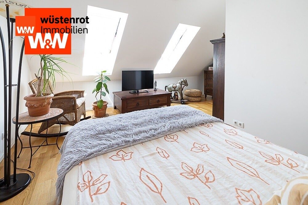 Immobilienangebot - Markt Indersdorf - Alle - Hochwertige OG/Maisonette Whg. mit Panoramablick. 135 m2 Wfl. mit Keller, Lift u. Tgg. m. Wallbox