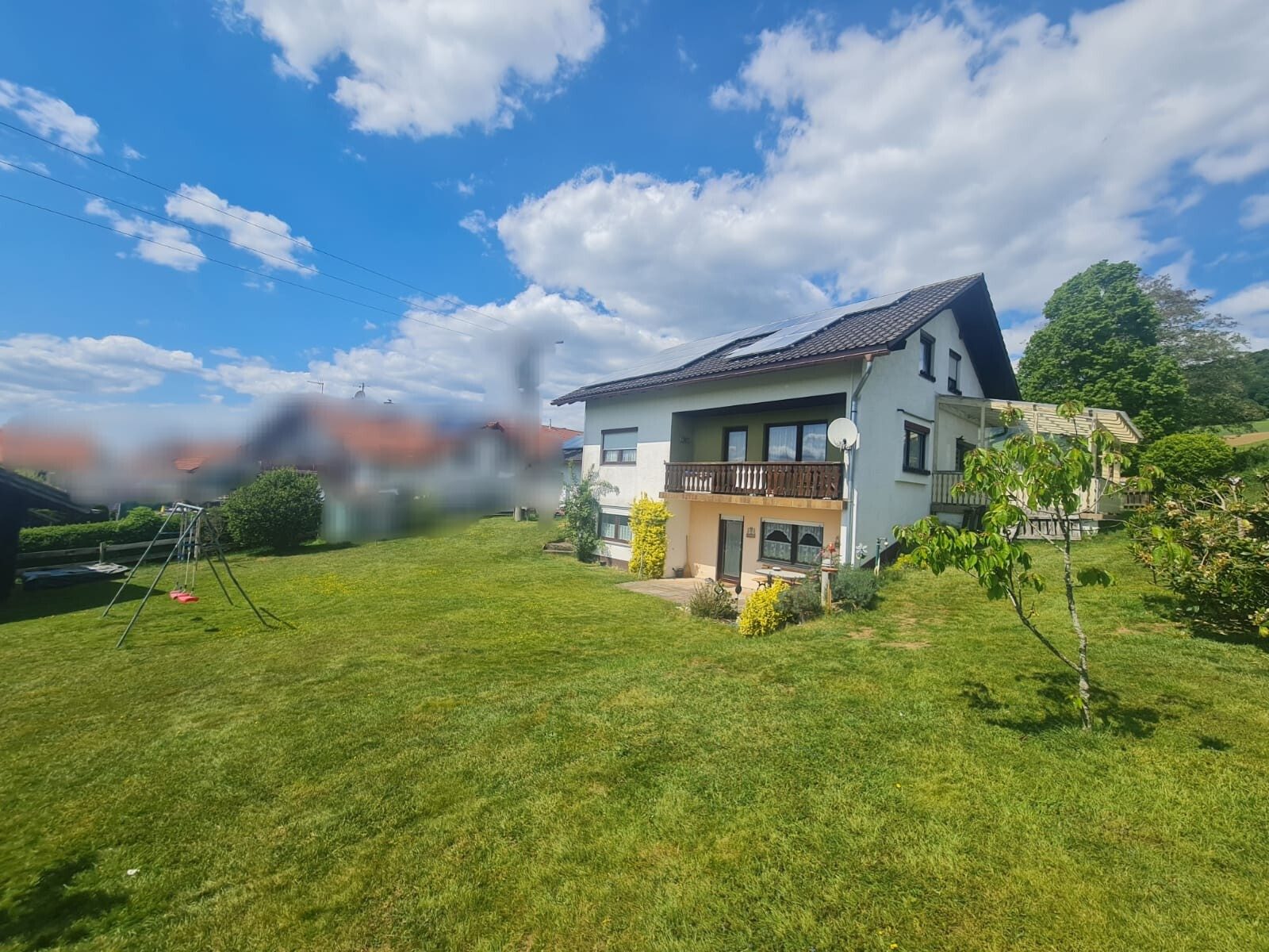 Immobilienangebot - Jandelsbrunn / Neufang - Alle - Familienglück im Grünen! Bezahlbares EFH mit 3 Garagen und tollem Garten in sonniger, ruhiger Lage.